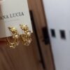 Arracadas Florecitas Dorado-Perla