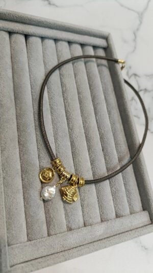 2025/09/1000022703.jpg Collar Sienna