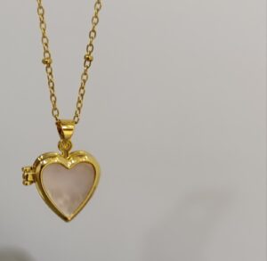 COLLAR CORAZÓN